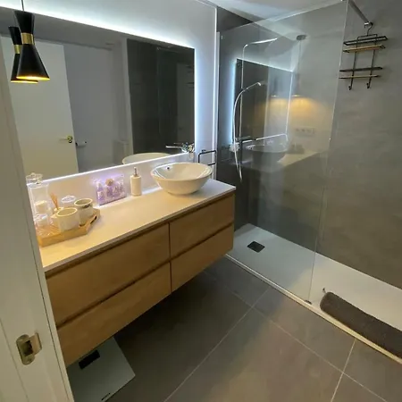 Roy Boston By Florentia Homes Apartment *